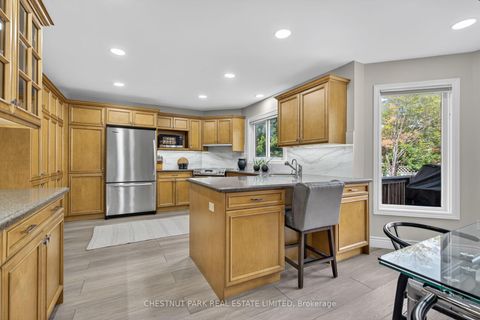 Photo 22 at 39 Newport Square, Uplands, Vaughan