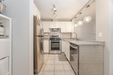 Photo 14 at B18 - 108 Finch Ave W Avenue, Newtonbrook West, Toronto