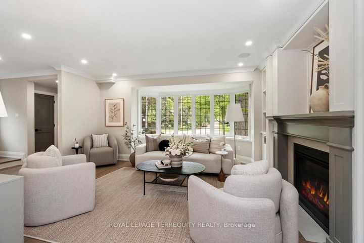 Photo 8 at 971 Royal York Road, Kingsway South, Toronto