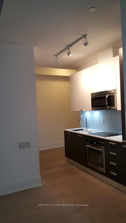 Photo 11 at LPH5005 - 42 Charles Street, Yonge Corridor, Toronto Photo 11 at LPH5005 - 42 Charles Street, Yonge Corridor, Toronto