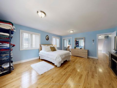 Photo 21 at 12 Abbs Street, Roncesvalles, Toronto