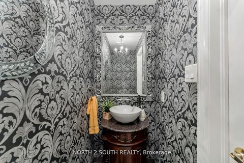 Photo 22 at 121 Royal Pine Avenue, Sonoma Heights, Vaughan