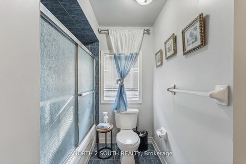 Photo 33 at 121 Royal Pine Avenue, Sonoma Heights, Vaughan