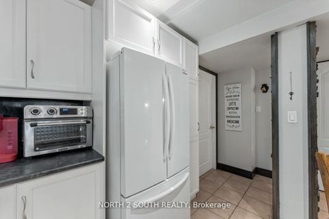 Photo 37 at 121 Royal Pine Avenue, Sonoma Heights, Vaughan