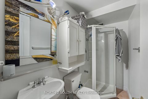 Photo 41 at 121 Royal Pine Avenue, Sonoma Heights, Vaughan