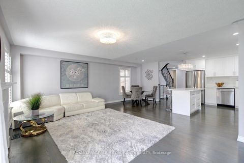 Photo 4 at 59 Kavala Street, Patterson, Vaughan