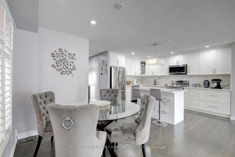 Photo 14 at 59 Kavala Street, Patterson, Vaughan