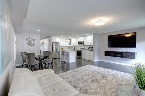 Photo 20 at 59 Kavala Street, Patterson, Vaughan