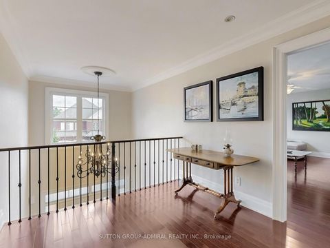 Photo 16 at 124 Rivermill Crescent, Patterson, Vaughan