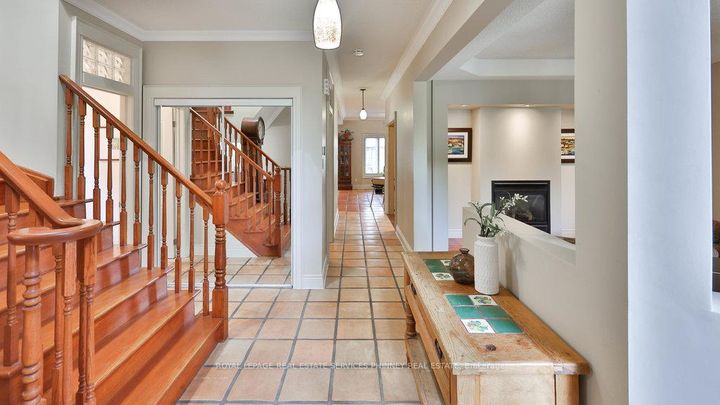 Photo 3 at 5570 Mcfarren Boulevard, Central Erin Mills, Mississauga
