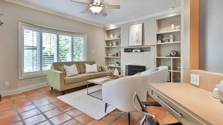 Photo 13 at 5570 Mcfarren Boulevard, Central Erin Mills, Mississauga