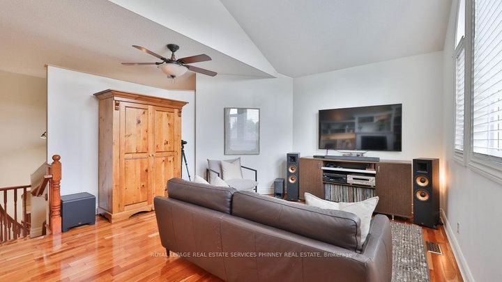 Photo 19 at 5570 Mcfarren Boulevard, Central Erin Mills, Mississauga