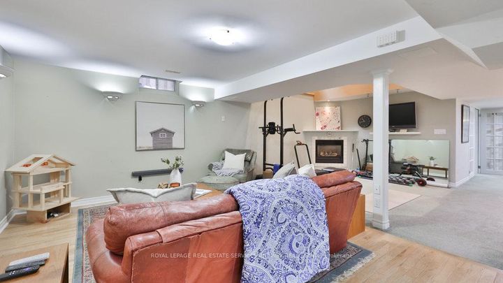 Photo 41 at 5570 Mcfarren Boulevard, Central Erin Mills, Mississauga