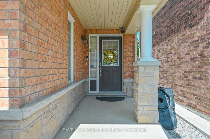 Photo 6 at 37 BLOOM Drive, Bram East, Brampton