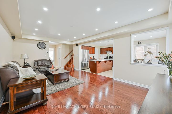 Photo 16 at 37 BLOOM Drive, Bram East, Brampton