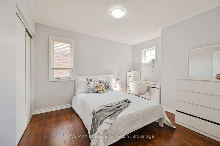 Photo 32 at 37 BLOOM Drive, Bram East, Brampton