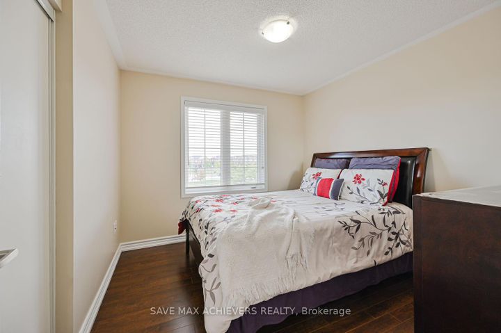 Photo 35 at 37 BLOOM Drive, Bram East, Brampton