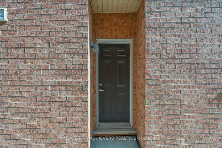 Photo 41 at 37 BLOOM Drive, Bram East, Brampton