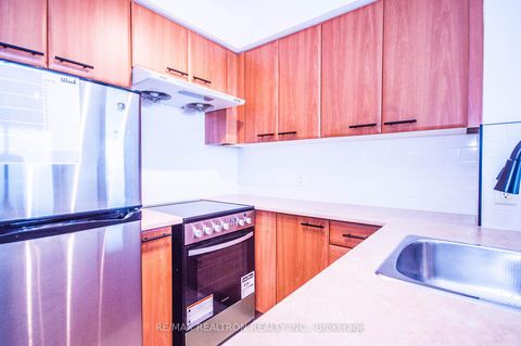Photo 2 at 3102 - 36 Lee Centre Drive, Woburn, Toronto