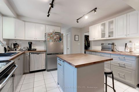 Photo 9 at 297 Sunset Drive, BR Bronte, Oakville