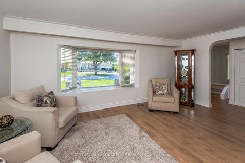 Photo 3 at 14 Amberjack Boulevard, Woburn, Toronto