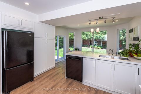 Photo 8 at 14 Amberjack Boulevard, Woburn, Toronto
