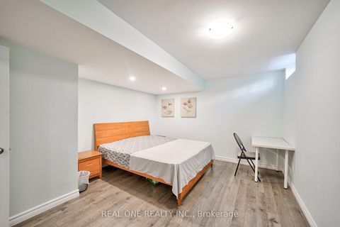 Photo 22 at 29 Seiffer Crescent, Jefferson, Richmond Hill
