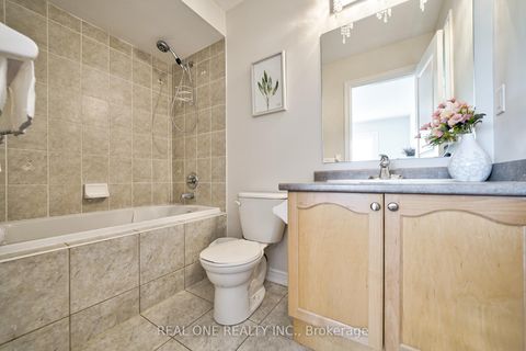 Photo 30 at 29 Seiffer Crescent, Jefferson, Richmond Hill Photo 30 at 29 Seiffer Crescent, Jefferson, Richmond Hill