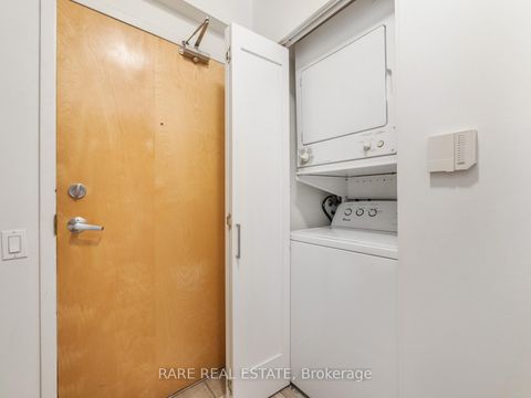 Photo 5 at 202 - 77 Lombard Street, Yonge Corridor, Toronto