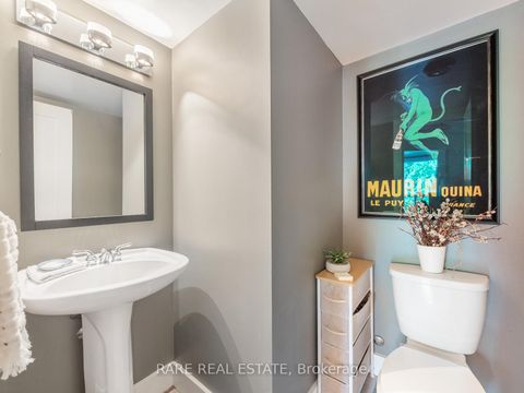 Photo 11 at 202 - 77 Lombard Street, Yonge Corridor, Toronto