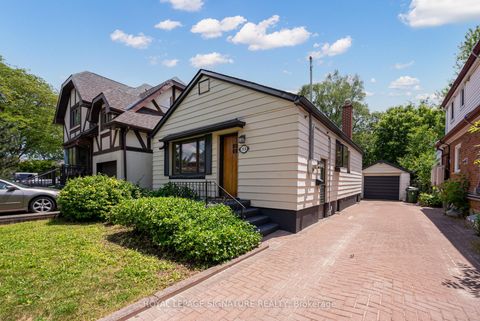 Photo 1 at 33 Ash Crescent, Long Branch, Toronto