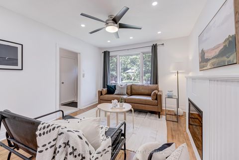 Photo 5 at 33 Ash Crescent, Long Branch, Toronto