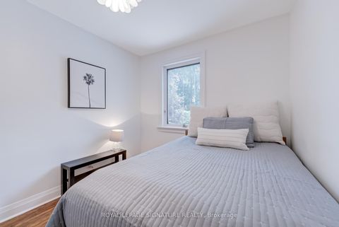 Photo 14 at 33 Ash Crescent, Long Branch, Toronto