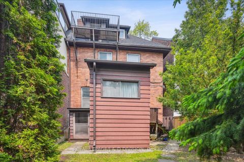 Photo 15 at 51 Chicora Avenue, Annex, Toronto