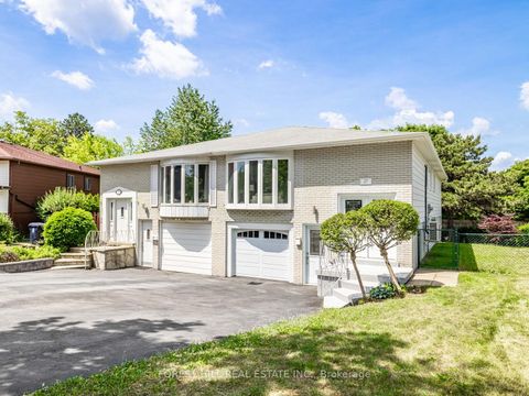 Photo 0 at 27 Apache Trail, Pleasant View, Toronto