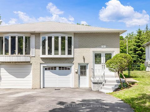 Photo 1 at 27 Apache Trail, Pleasant View, Toronto