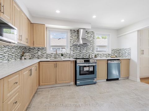Photo 12 at 27 Apache Trail, Pleasant View, Toronto