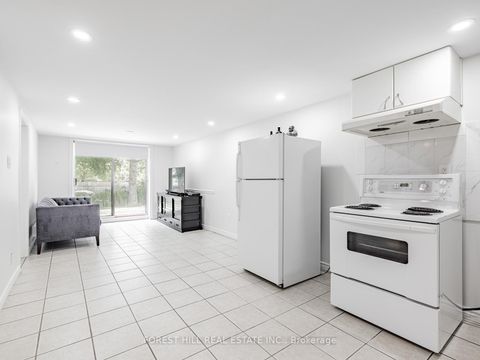 Photo 20 at 27 Apache Trail, Pleasant View, Toronto