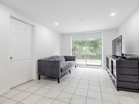 Photo 23 at 27 Apache Trail, Pleasant View, Toronto