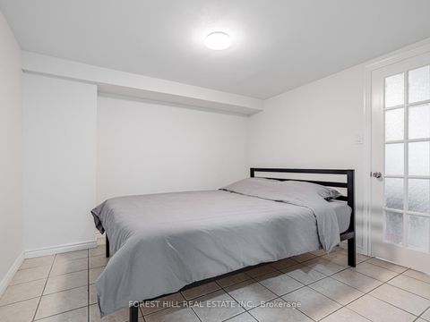 Photo 24 at 27 Apache Trail, Pleasant View, Toronto