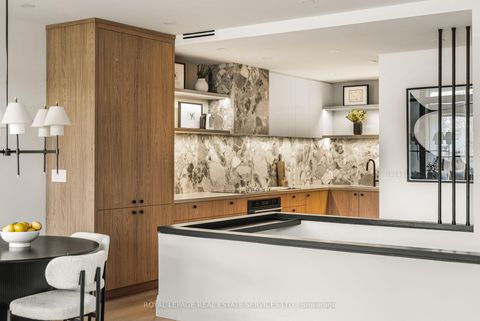 Photo 8 at 329 - 40 Oaklands Avenue, St. Clair, Toronto