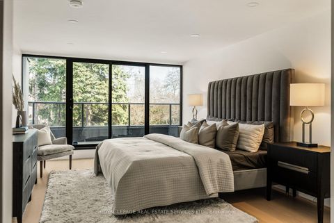 Photo 10 at 329 - 40 Oaklands Avenue, St. Clair, Toronto