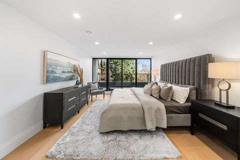 Photo 11 at 329 - 40 Oaklands Avenue, St. Clair, Toronto