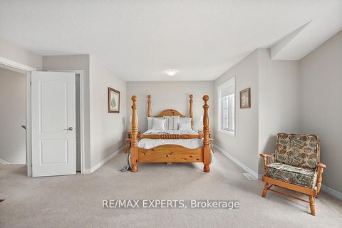 Photo 10 at 2104 Galloway Street, Alcona, Innisfil
