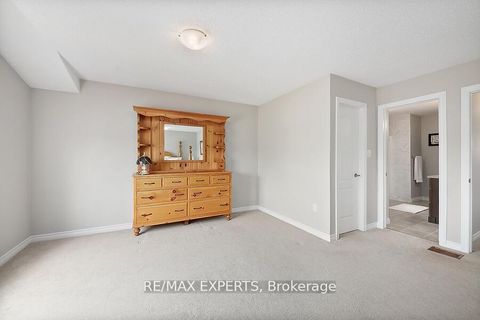 Photo 11 at 2104 Galloway Street, Alcona, Innisfil
