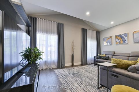 Photo 8 at 250 Rivermill Crescent, Patterson, Vaughan
