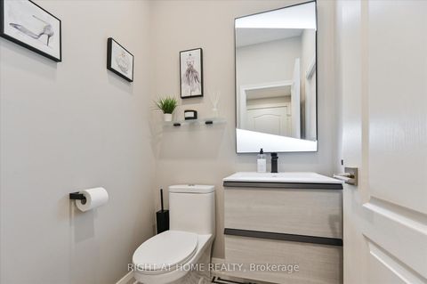 Photo 15 at 250 Rivermill Crescent, Patterson, Vaughan