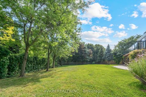 Photo 1 at 37 Frybrook Crescent, Bayview Hill, Richmond Hill Photo 1 at 37 Frybrook Crescent, Bayview Hill, Richmond Hill