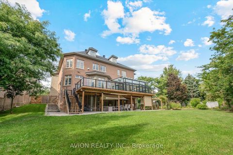 Photo 2 at 37 Frybrook Crescent, Bayview Hill, Richmond Hill Photo 2 at 37 Frybrook Crescent, Bayview Hill, Richmond Hill