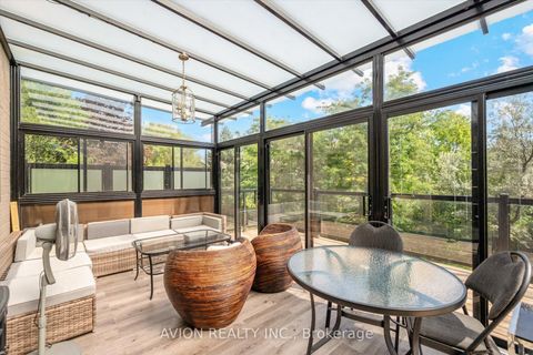 Photo 15 at 37 Frybrook Crescent, Bayview Hill, Richmond Hill